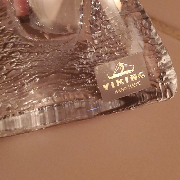 Viking Art Glass Paper weight - Picture 8 of 10